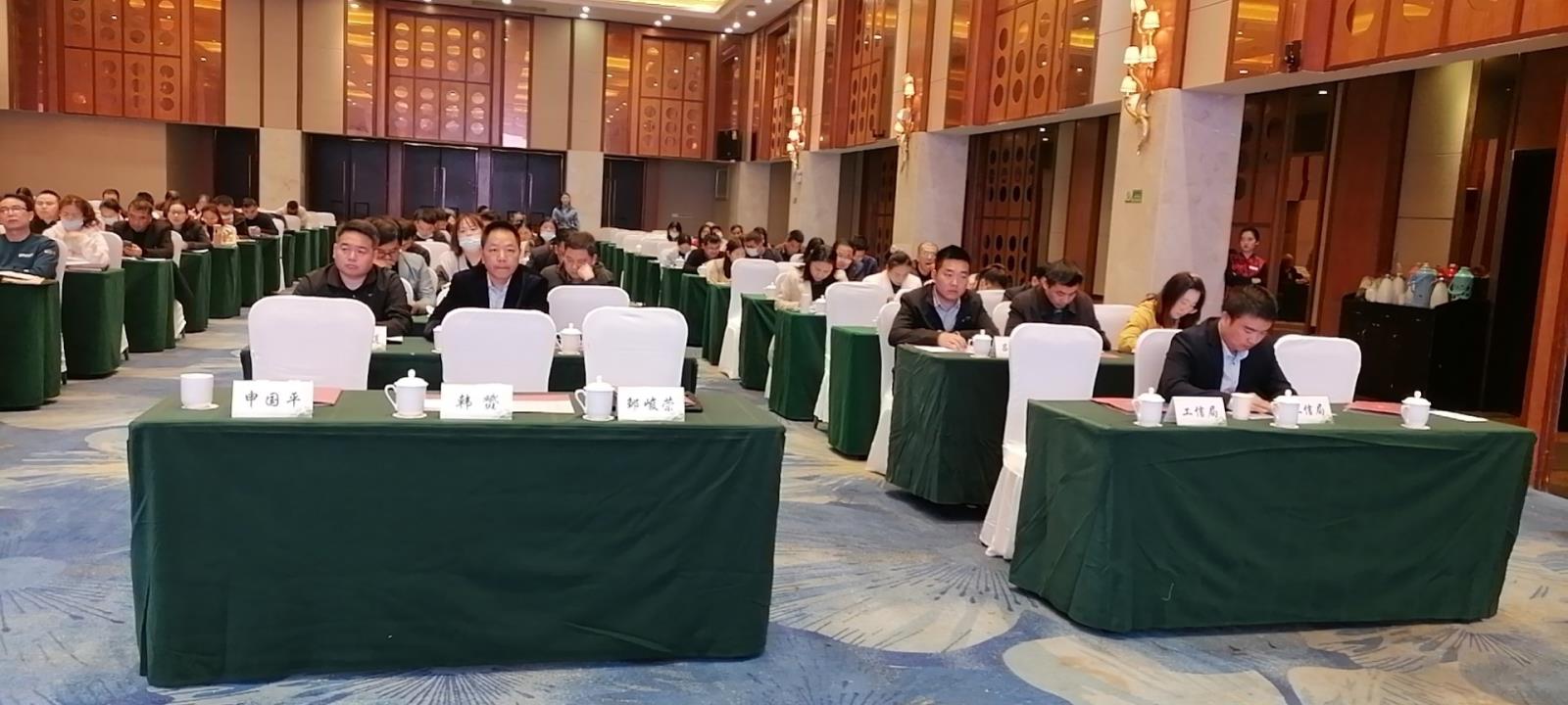 金湖3.jpg